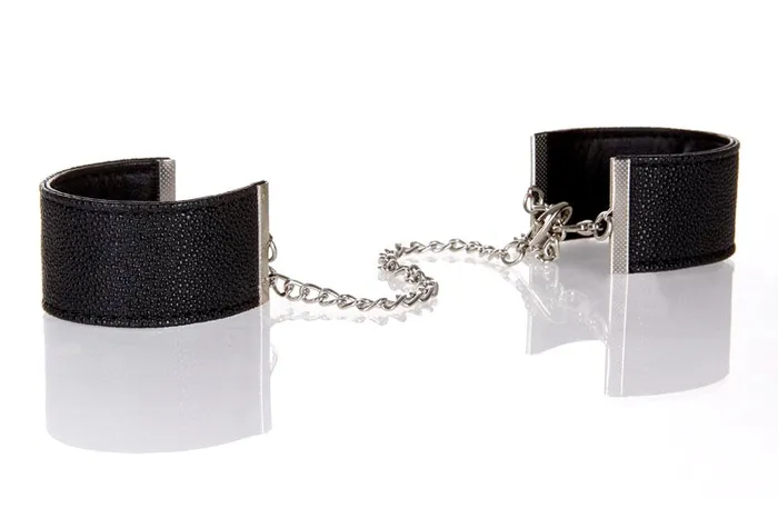 Allure Lingerie Couples | Adore Wrist Cuffs With Connector Chain